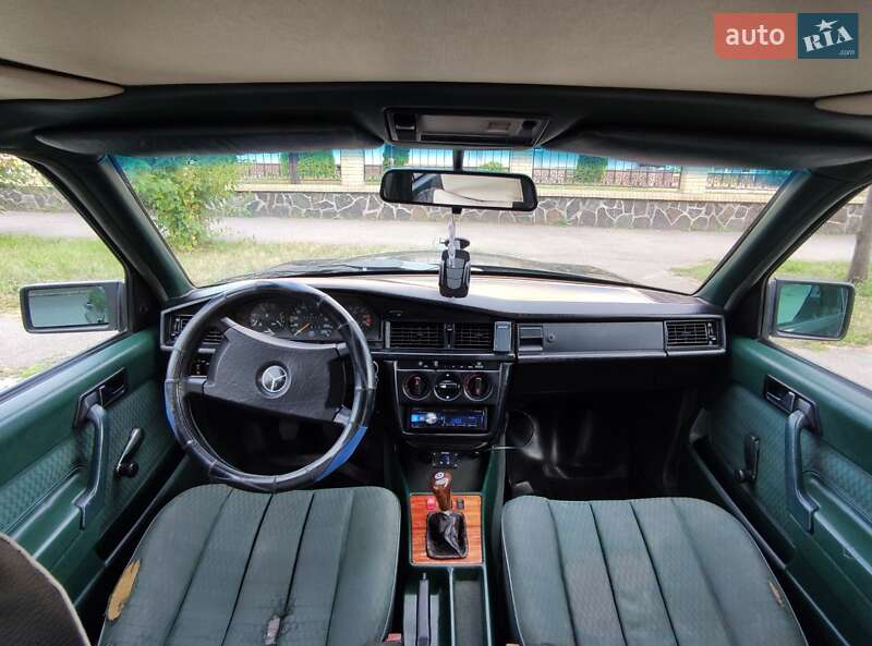 Седан Mercedes-Benz 190 1990 в Черкассах фото 7 Седан Mercedes-Benz 190 1990 в Черкассах