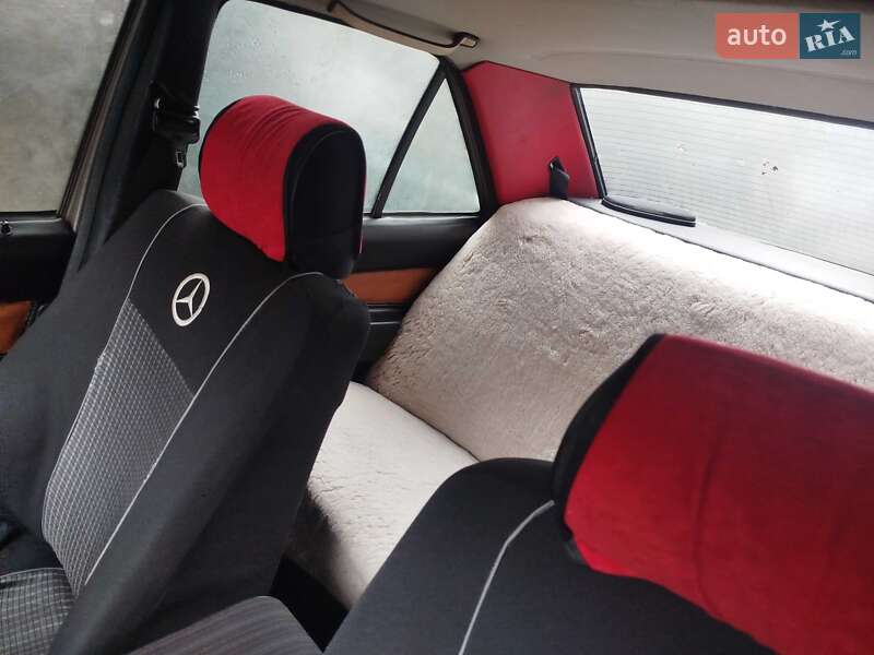 Седан Mercedes-Benz 190 1987 в Хмельницком фото 10 Седан Mercedes-Benz 190 1987 в Хмельницком
