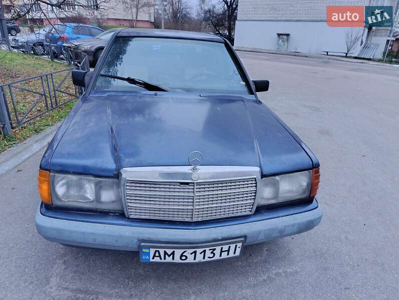 Mercedes-Benz 190 1990 Mercedes-Benz 190 1990