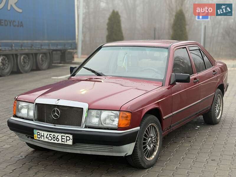 Mercedes-Benz 190 1988 Mercedes-Benz 190 1988