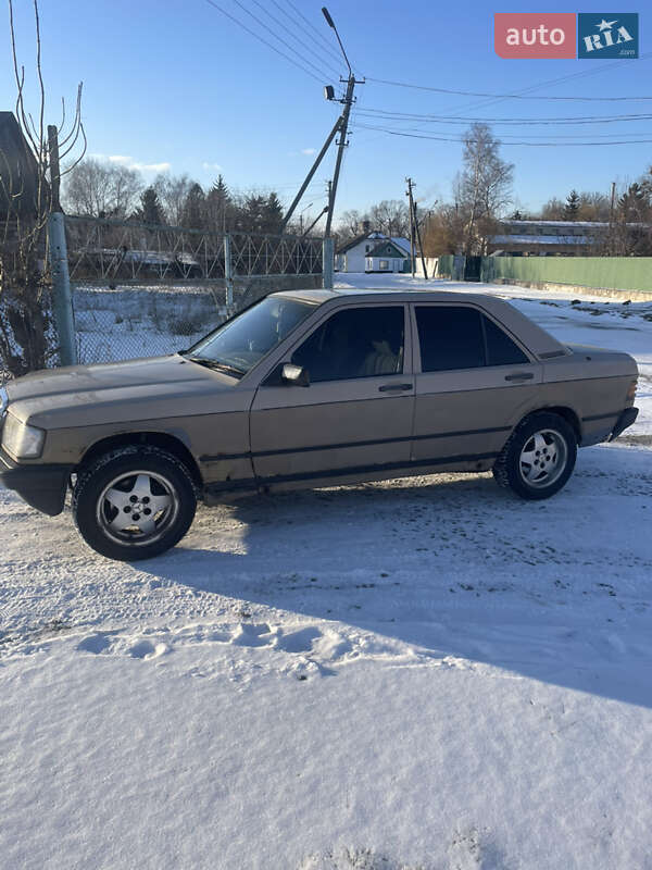 Седан Mercedes-Benz 190 1986 в Мирополе