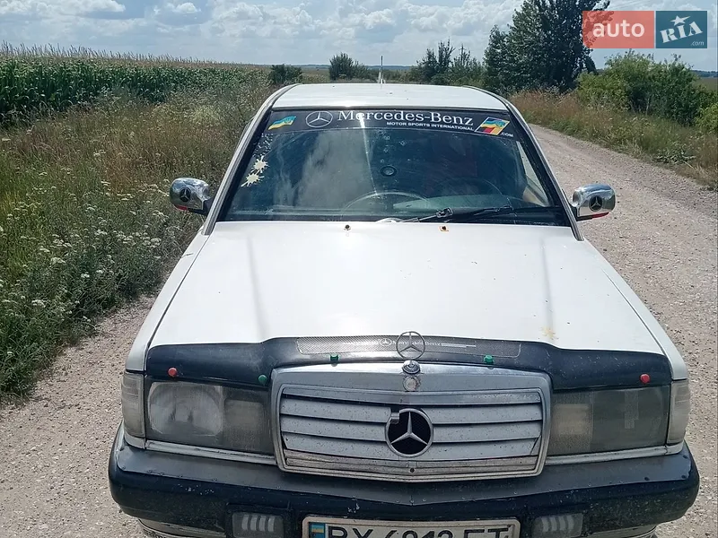 Mercedes-Benz 190 1985