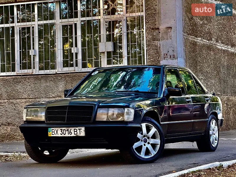 Mercedes-Benz 190 1985