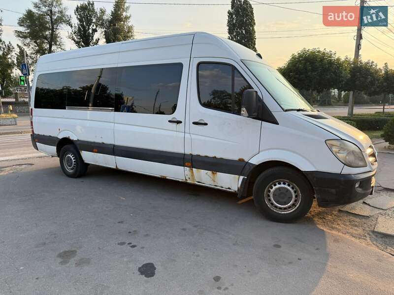 Внедорожник / Кроссовер Mercedes-Benz 500K 2008 в 