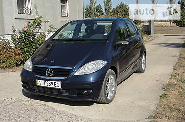 Хетчбек Mercedes-Benz A-Class 2004 в 