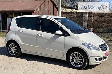 Mercedes-Benz A-Class 2011