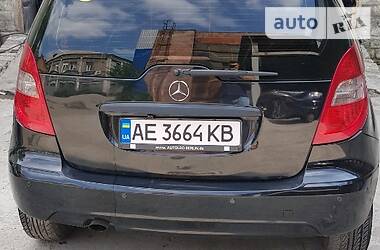 Хетчбек Mercedes-Benz A-Class 2010 в 