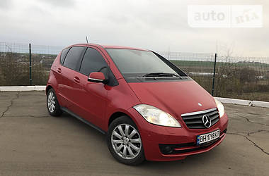 Mercedes-Benz A-Class 2011