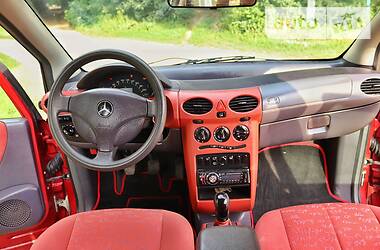 Хэтчбек Mercedes-Benz A-Class 1999 в 