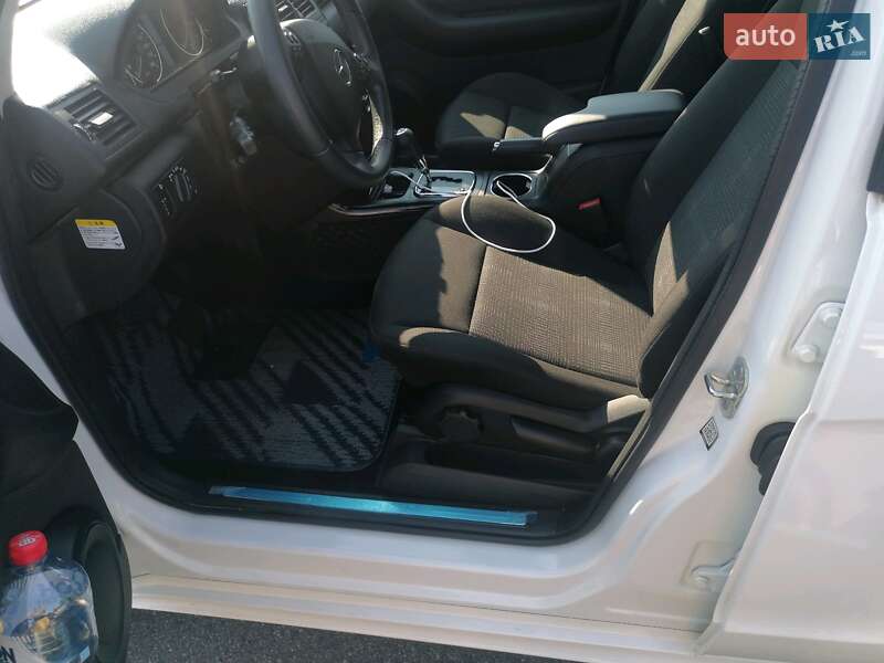 Хэтчбек Mercedes-Benz A-Class 2009 в Киеве