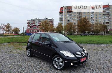 Хэтчбек Mercedes-Benz A-Class 2010 в Ивано-Франковске