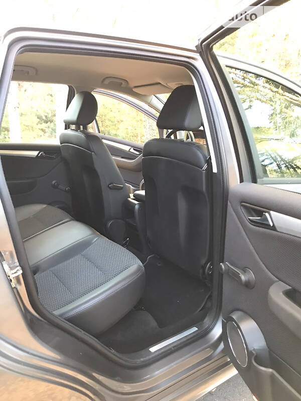 Хэтчбек Mercedes-Benz A-Class 2011 в Киеве