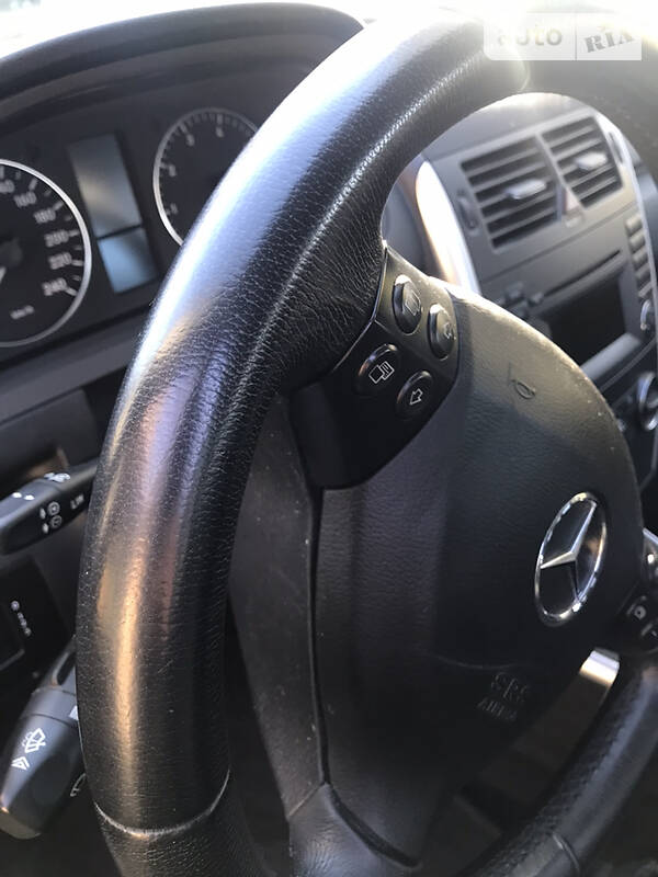 Хэтчбек Mercedes-Benz A-Class 2011 в Киеве
