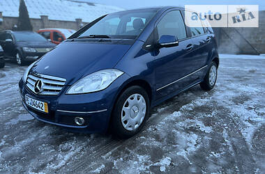 Хэтчбек Mercedes-Benz A-Class 2010 в Нововолынске