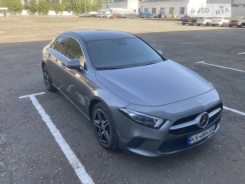 Седан Mercedes-Benz A-Class 2019 в Киеве