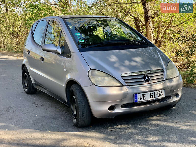 Хэтчбек Mercedes-Benz A-Class 2000 в Одессе