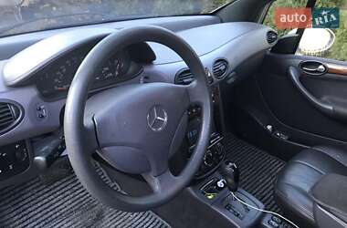 Хэтчбек Mercedes-Benz A-Class 2001 в 