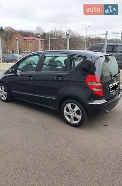 Хэтчбек Mercedes-Benz A-Class 2004 в 