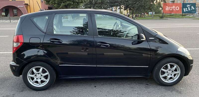 Хэтчбек Mercedes-Benz A-Class 2008 в 