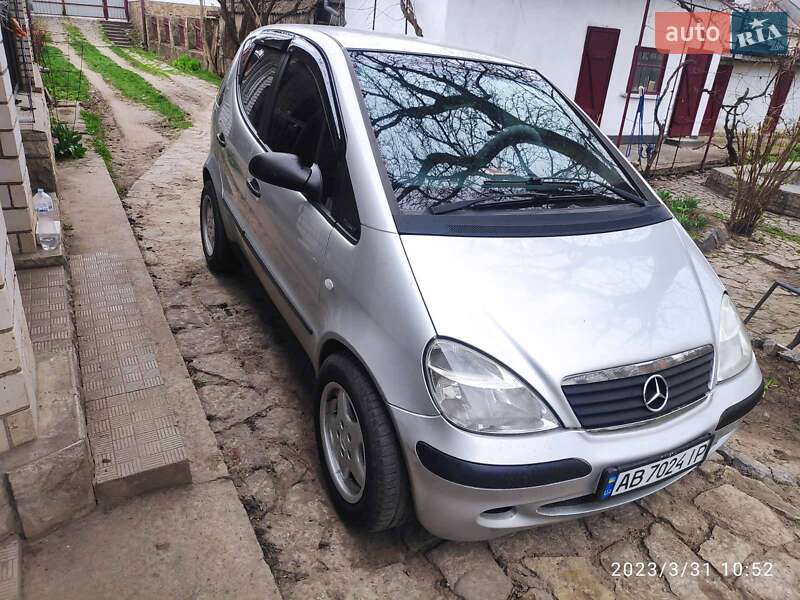 Хэтчбек Mercedes-Benz A-Class 2001 в Могилев-Подольске фото 11 Хэтчбек Mercedes-Benz A-Class 2001 в Могилев-Подольске