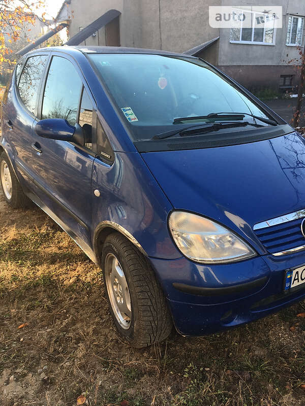 Хетчбек Mercedes-Benz A-Class 2001 в 