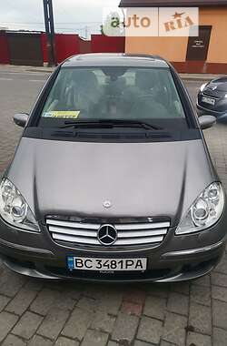 Хэтчбек Mercedes-Benz A-Class 2005 в 