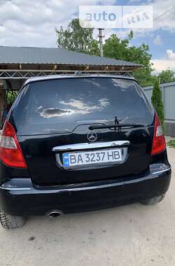 Купе Mercedes-Benz A-Class 2009 в Саврані