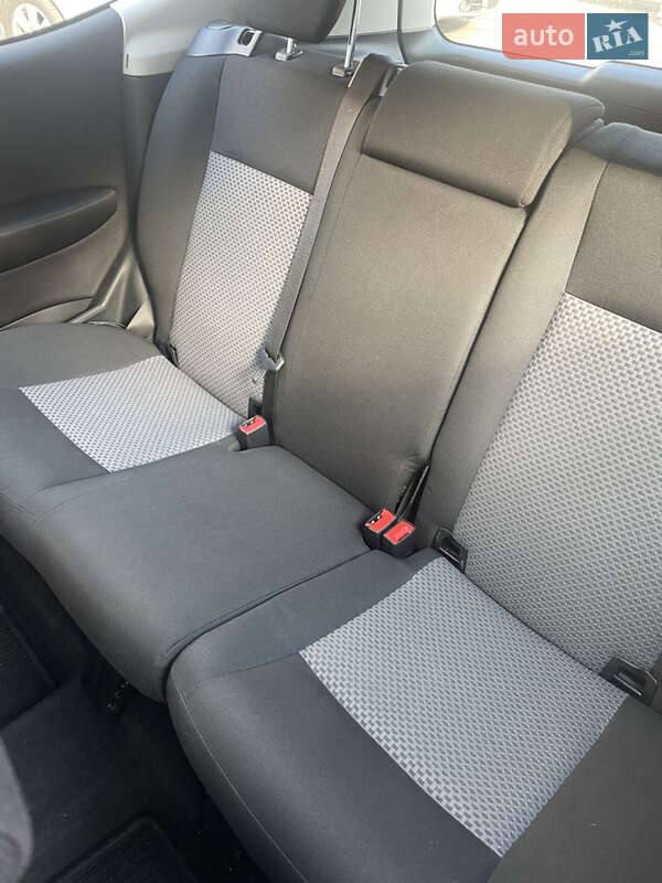 Хэтчбек Mercedes-Benz A-Class 2006 в Виннице фото 12 Хэтчбек Mercedes-Benz A-Class 2006 в Виннице