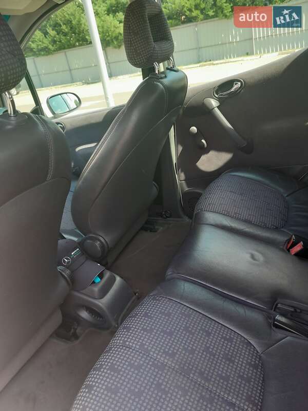 Хэтчбек Mercedes-Benz A-Class 1999 в Луцке фото 4 Хэтчбек Mercedes-Benz A-Class 1999 в Луцке