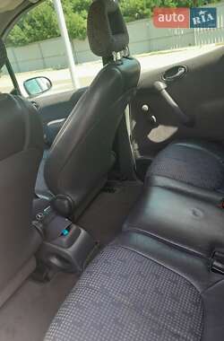 Хэтчбек Mercedes-Benz A-Class 1999 в 