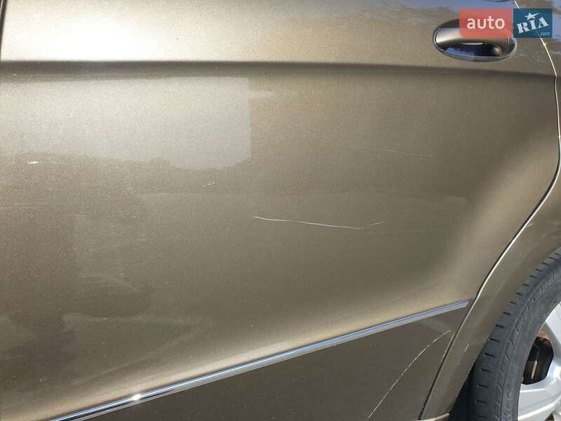 Хэтчбек Mercedes-Benz A-Class 2011 в Киеве
