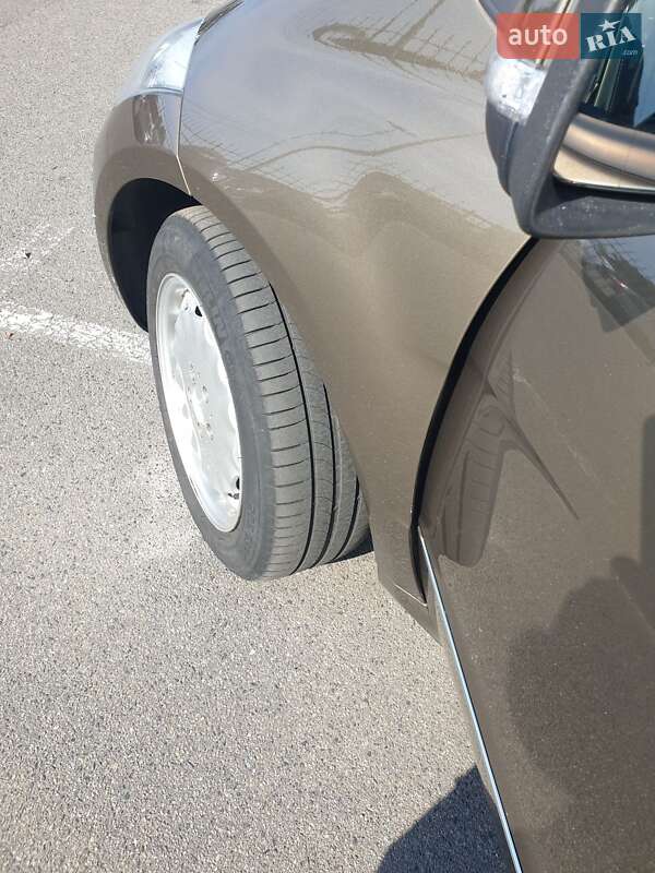 Хэтчбек Mercedes-Benz A-Class 2011 в Киеве