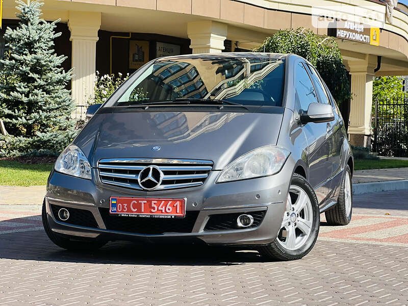 Хэтчбек Mercedes-Benz A-Class 2010 в Киеве