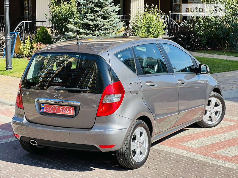 Хэтчбек Mercedes-Benz A-Class 2010 в Киеве
