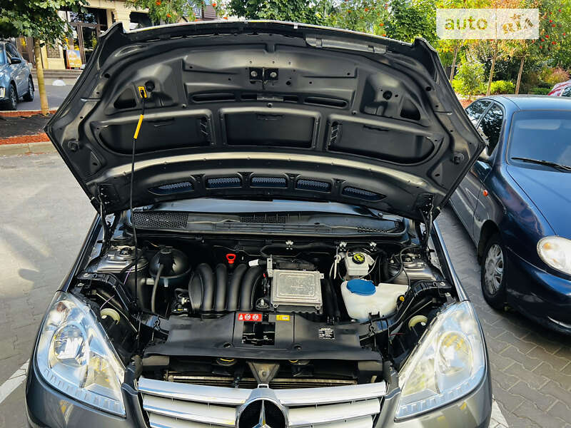 Хэтчбек Mercedes-Benz A-Class 2010 в Киеве