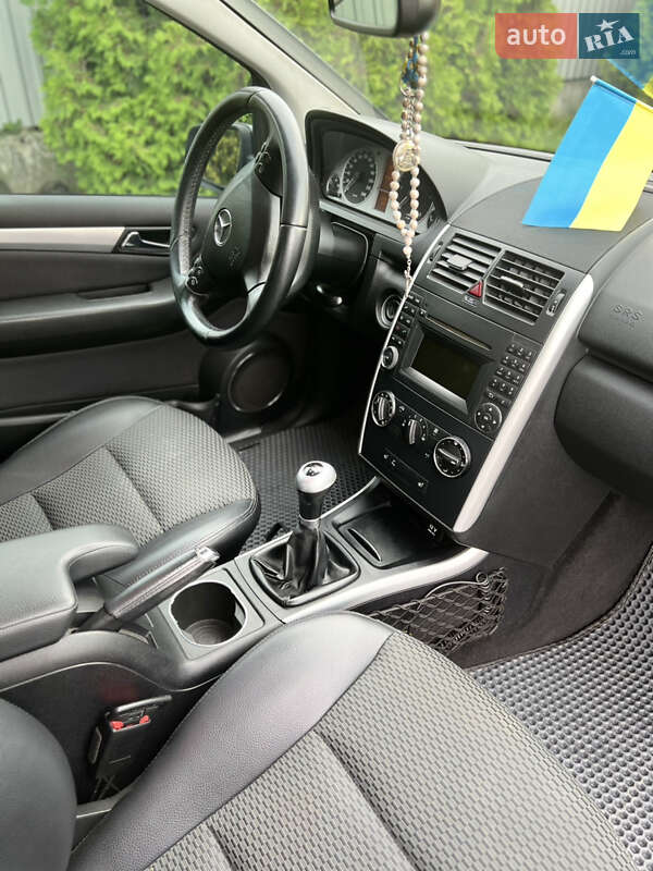 Хэтчбек Mercedes-Benz A-Class 2011 в Львове