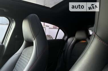 Хэтчбек Mercedes-Benz A-Class 2012 в 