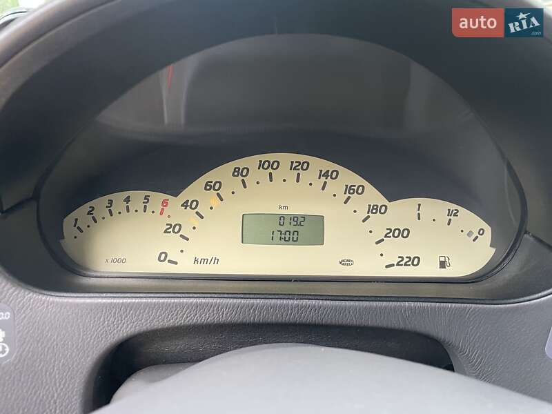 Хетчбек Mercedes-Benz A-Class 2001 в Києві