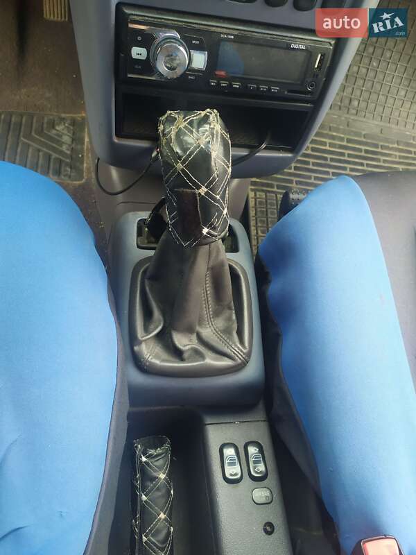 Хэтчбек Mercedes-Benz A-Class 1998 в Львове фото 12 Хэтчбек Mercedes-Benz A-Class 1998 в Львове