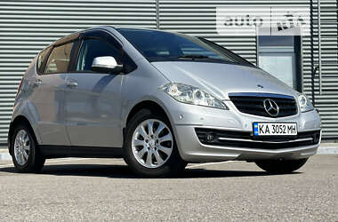 Хэтчбек Mercedes-Benz A-Class 2009 в Днепре