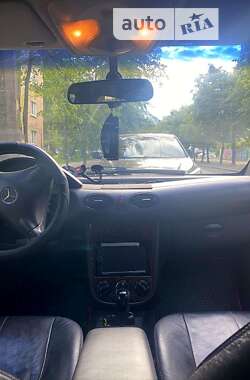 Хэтчбек Mercedes-Benz A-Class 2004 в Киеве