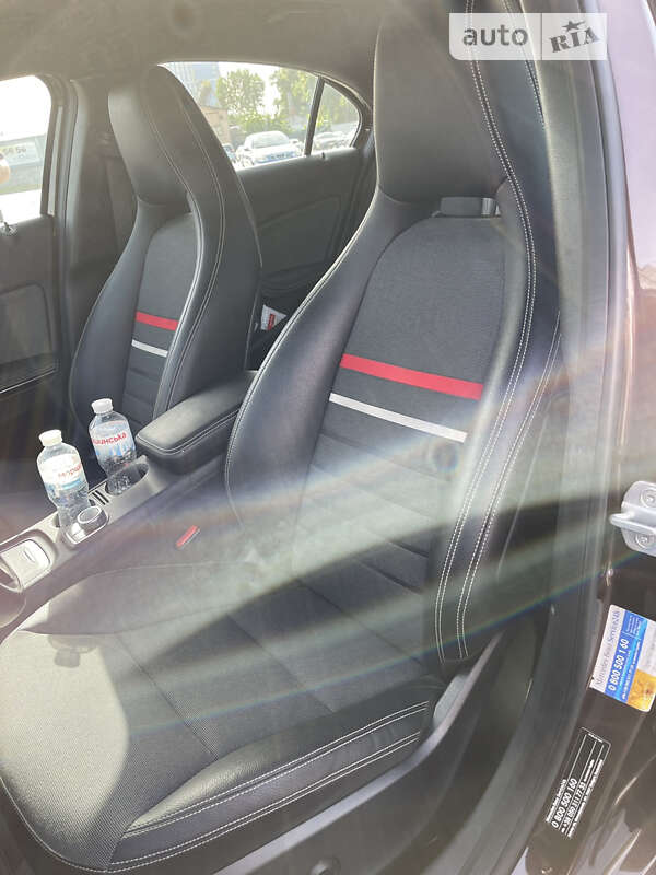 Хэтчбек Mercedes-Benz A-Class 2015 в Киеве
