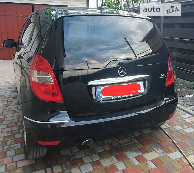 Хэтчбек Mercedes-Benz A-Class 2011 в Киеве фото 6 Хэтчбек Mercedes-Benz A-Class 2011 в Киеве