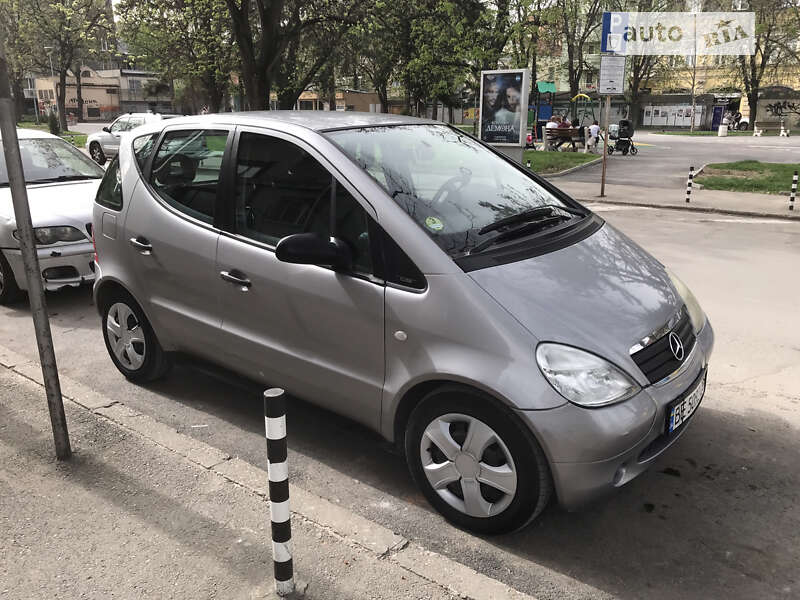 Хэтчбек Mercedes-Benz A-Class 2000 в 