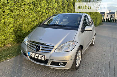 Mercedes-Benz A-Class 2011