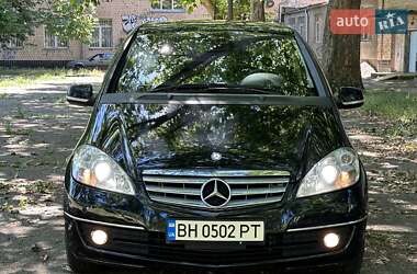 Mercedes-Benz A-Class 2011