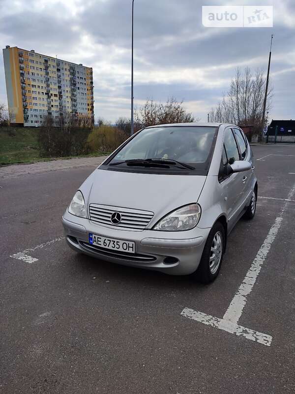 Хэтчбек Mercedes-Benz A-Class 2002 в 