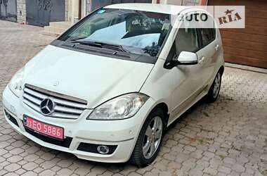 Хэтчбек Mercedes-Benz A-Class 2011 в Луцке