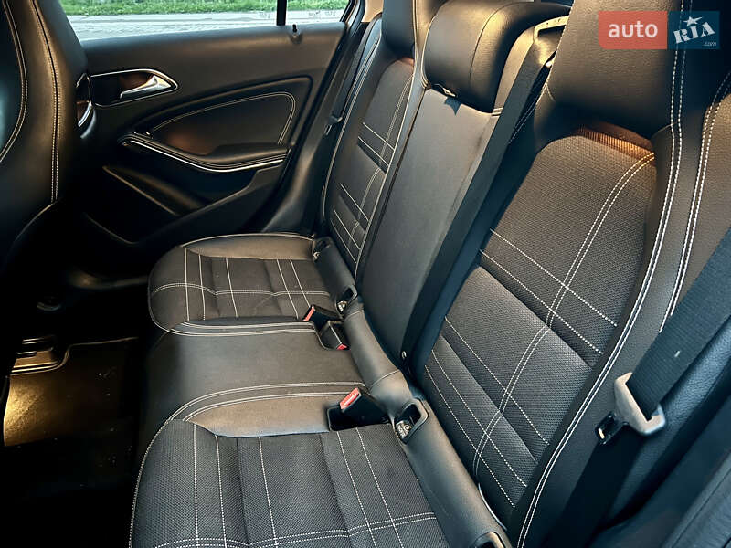Хэтчбек Mercedes-Benz A-Class 2015 в Львове фото 29 Хэтчбек Mercedes-Benz A-Class 2015 в Львове