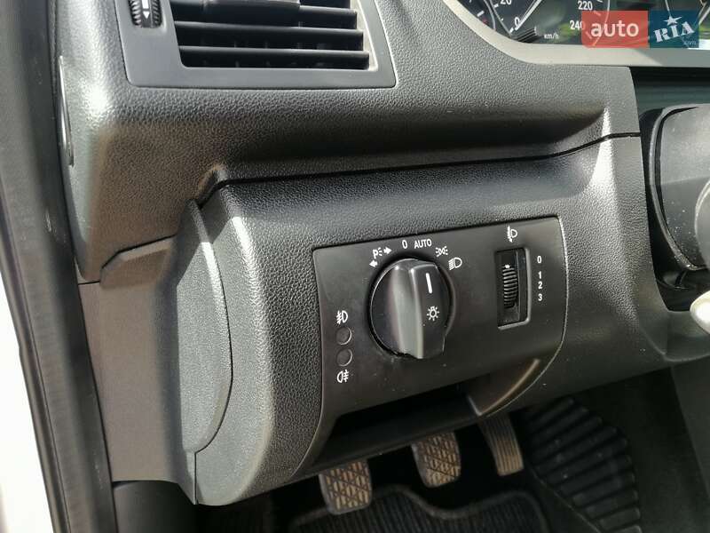 Хэтчбек Mercedes-Benz A-Class 2009 в Кицмани